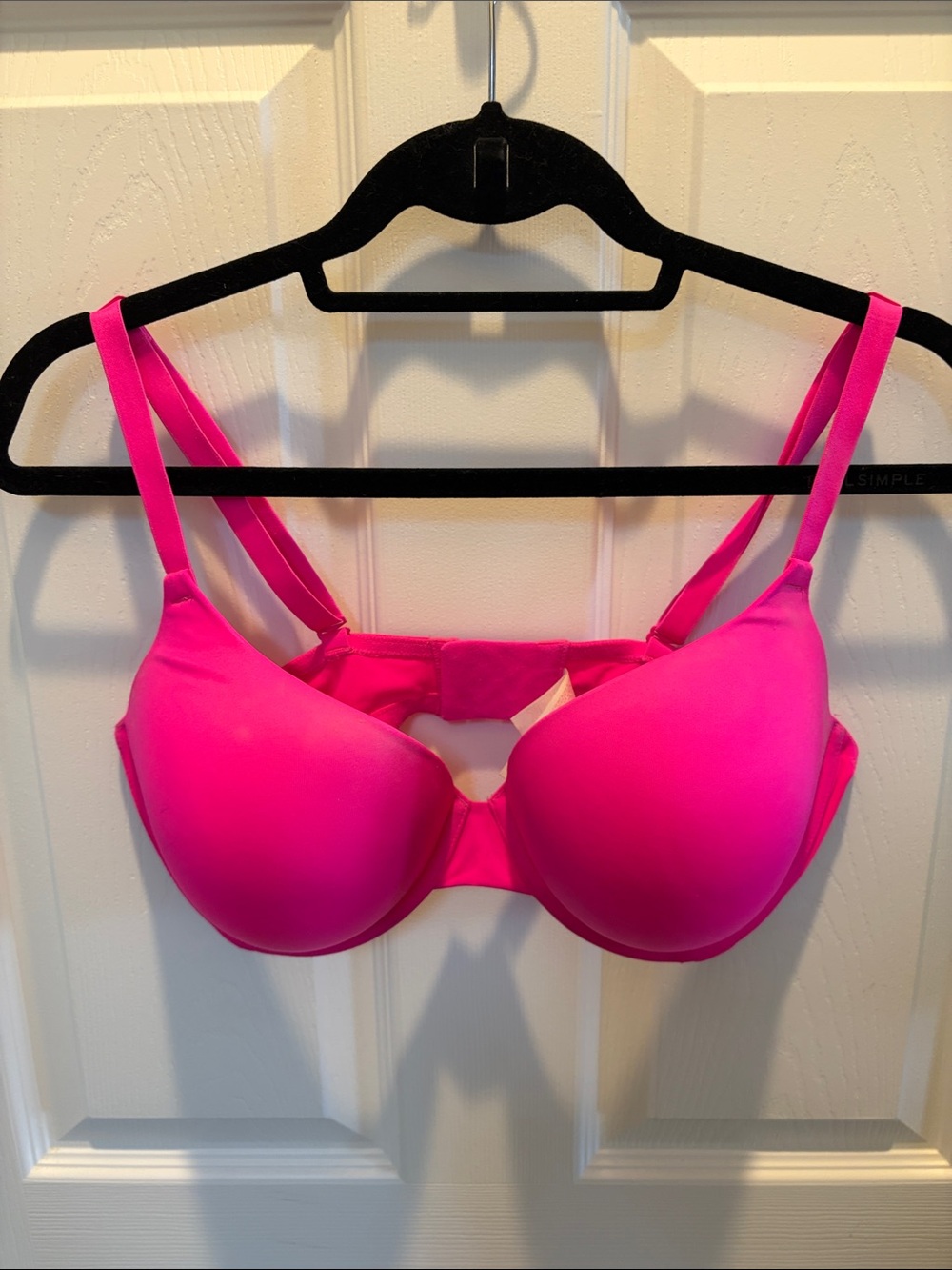 Victoria's Secret Bright Pink Smooth Padded Bra